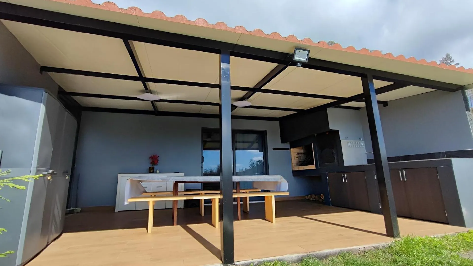 Casa Vicente contacts